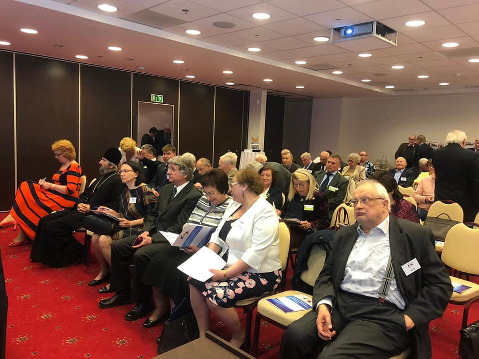 страновая конференция.jpg