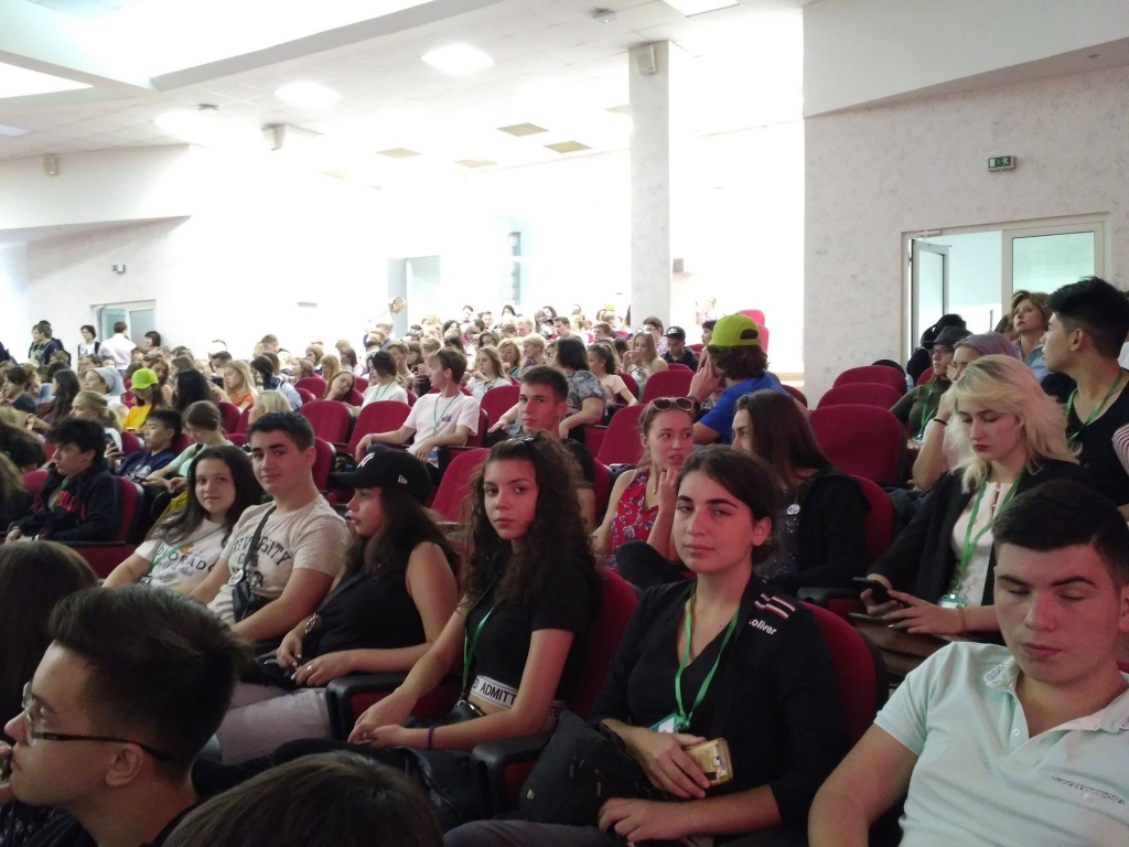 «Здравствуй, Россия!».jpg