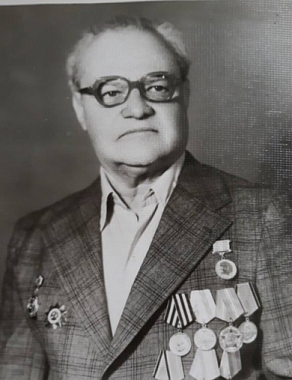 Григорий Петросян. Греция